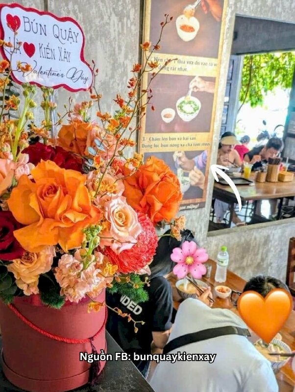 Tranh trang trí quán bún quậy Phú Quốc, in Canvas mực dầu mờ hình món ăn, kể câu chuyện thương hiệu - INKTS3373