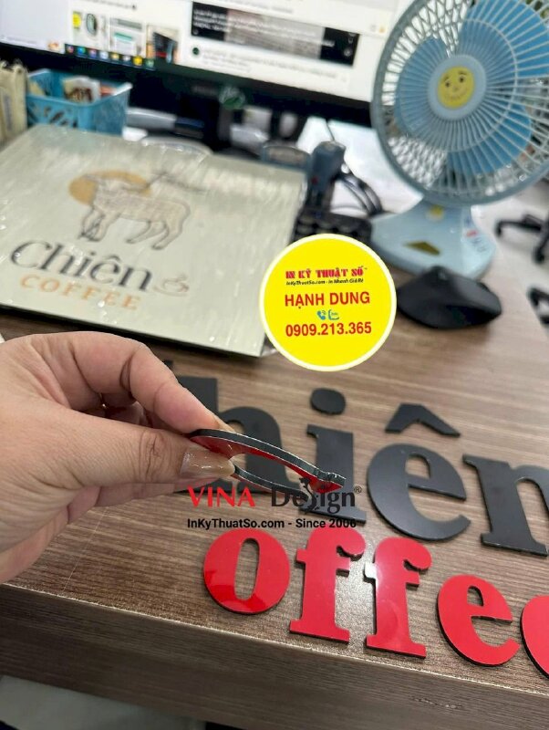 In combo bảng hiệu alu quán coffee: logo bảng hiệu tròn, vuông & chữ ghép tên quán - INKTS3480