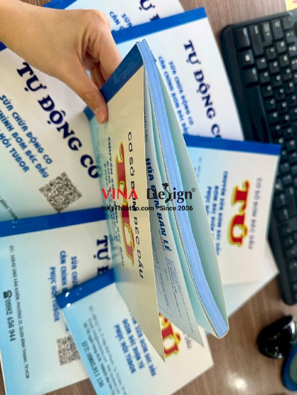 In hóa đơn bán lẻ 2 liên cho cơ sở bơm béc dầu, có in mặt bìa, có làm tay gấp lót lúc ghi hóa đơn - INKTS920