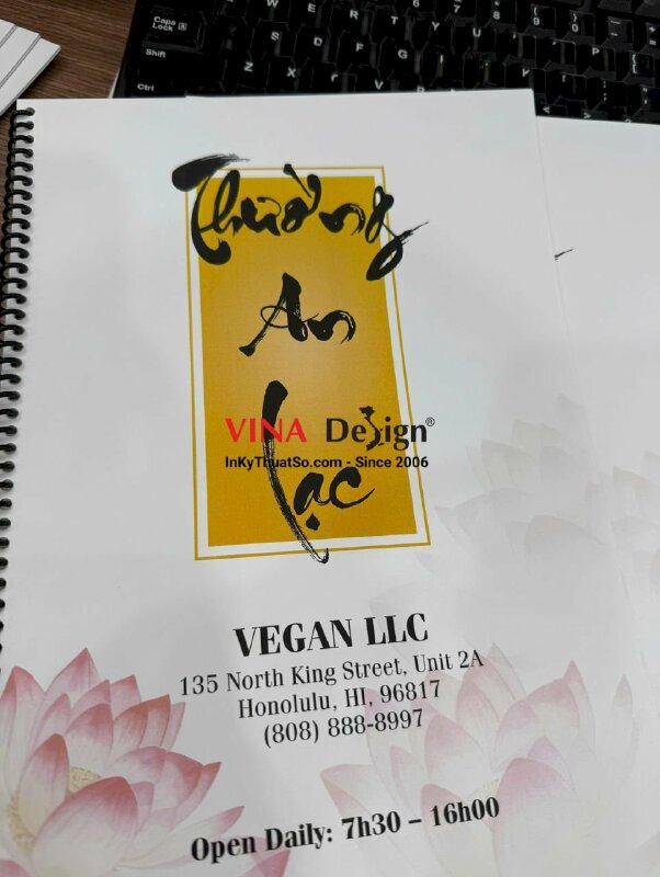 In menu nhà hàng chay Việt, menu nhựa mỏng khổ A4 gáy lò xo, hàng gửi đi Mỹ từ TPHCM - INKTS3450