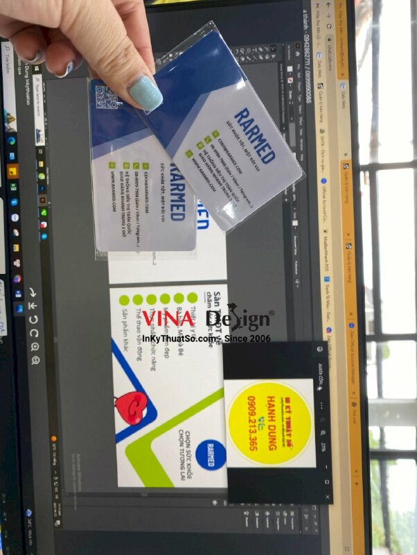 In name card bằng nhựa shop thiết bị y tế, chăm sóc sức khỏe cá nhân - INKTS848