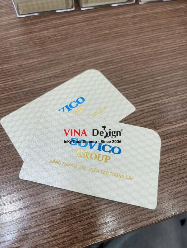 In name card ép kim chức danh Thư ký cấp cao Senior Secretary to the Chairwoman tập đoàn kinh tế đa ngành - INKTS3488