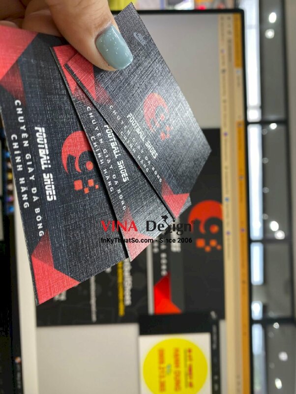 In namecard giấy mỹ thuật K02, name card cửa hàng giày đá banh - INKTS907
