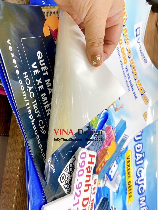 In poster dán tường, dán cửa kính theo yêu cầu cho văn phòng đặt vé xe, in poster A3 - INKTS748
