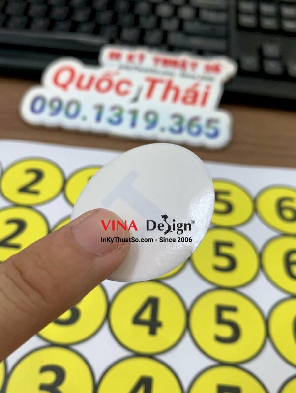 In tem decal sữa nhựa số 1, 2, 3, 4, 5, 6, tem tròn 4cm số lượng ít, tem dán số thứ tự - INKTS1050