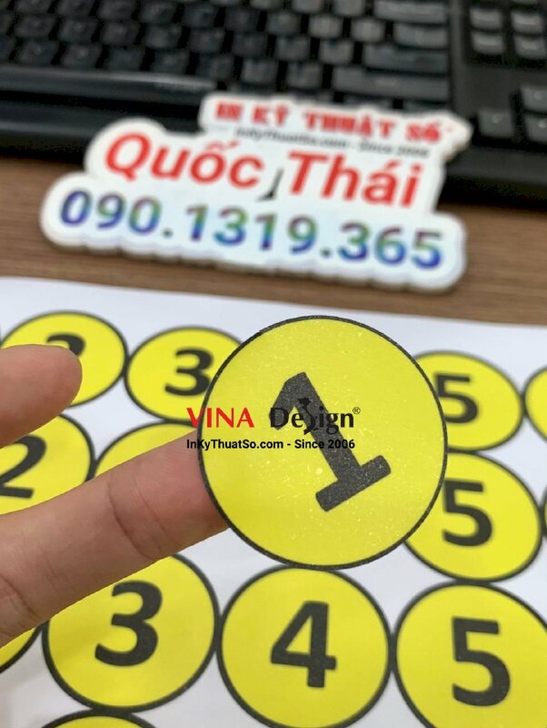 In tem decal sữa nhựa số 1, 2, 3, 4, 5, 6, tem tròn 4cm số lượng ít, tem dán số thứ tự - INKTS1050