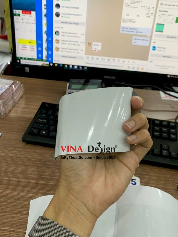 In tem tiêu thụ nhiên liệu, in Decal dán ngược lên cửa kính xe hơi - INKTS913