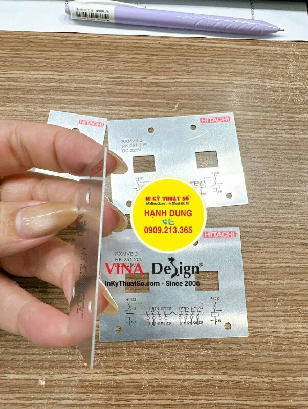In thẻ inox nhôm xước in UV, gia công đục lỗ như mẫu làm mặt tủ điện, thiết bị điện - INKTS3508