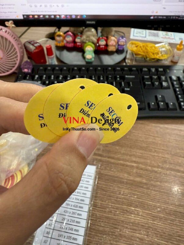 In thẻ nhựa mỏng cảnh báo Điểm kết nối Không được tháo dây này, thẻ nhựa tròn 3cm - INKTS3472