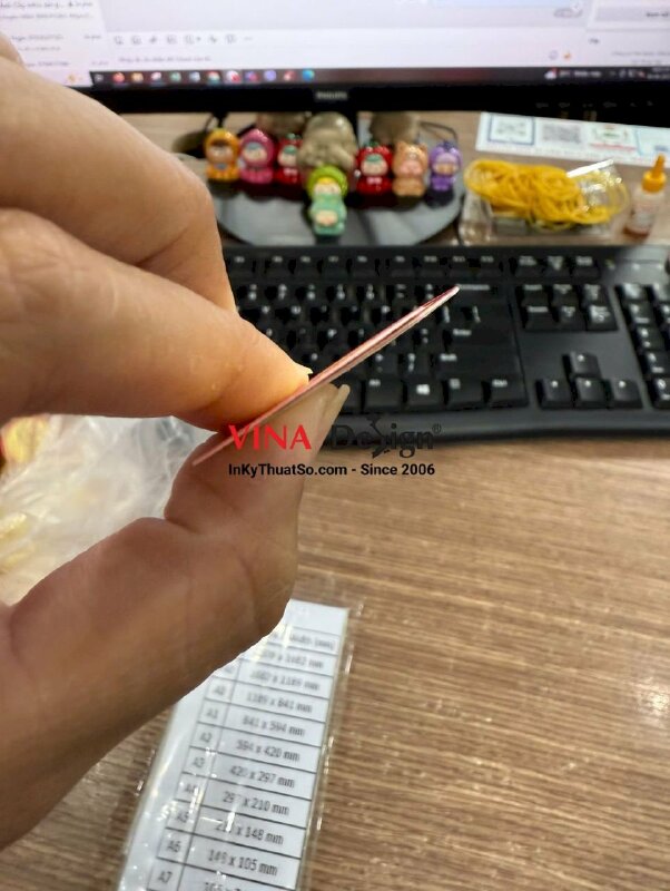 In thẻ nhựa mỏng cảnh báo Điểm kết nối Không được tháo dây này, thẻ nhựa tròn 3cm - INKTS3472