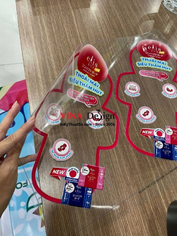 In UV lên tấm Support trong làm hanger quảng cáo sản phẩm băng vệ sinh - INKTS3449