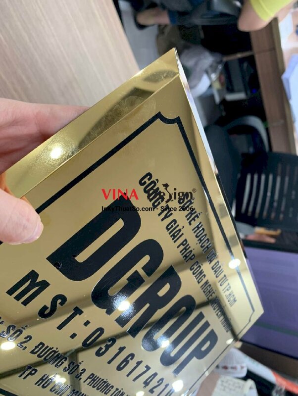 Làm bảng hiệu inox TPHCM, bảng hiệu công ty truyền thông - INKTS908