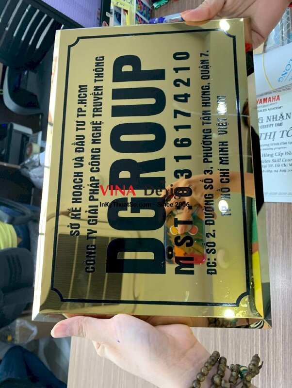 Làm bảng hiệu inox TPHCM, bảng hiệu công ty truyền thông - INKTS908