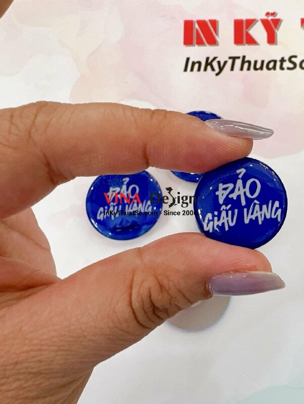 Làm huy hiệu Đảo Giấu Vàng cài áo bằng nam châm hít, in huy hiệu theo yêu cầu - INKTS1325