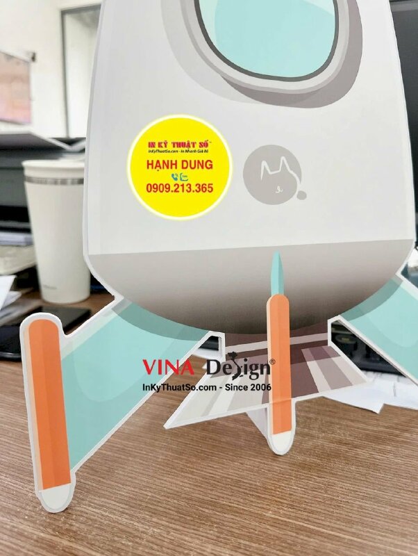 Làm mô hình tàu vũ trụ để bàn từ formex, cắt CNC theo hình, có làm chân đế để bàn - INKTS3513