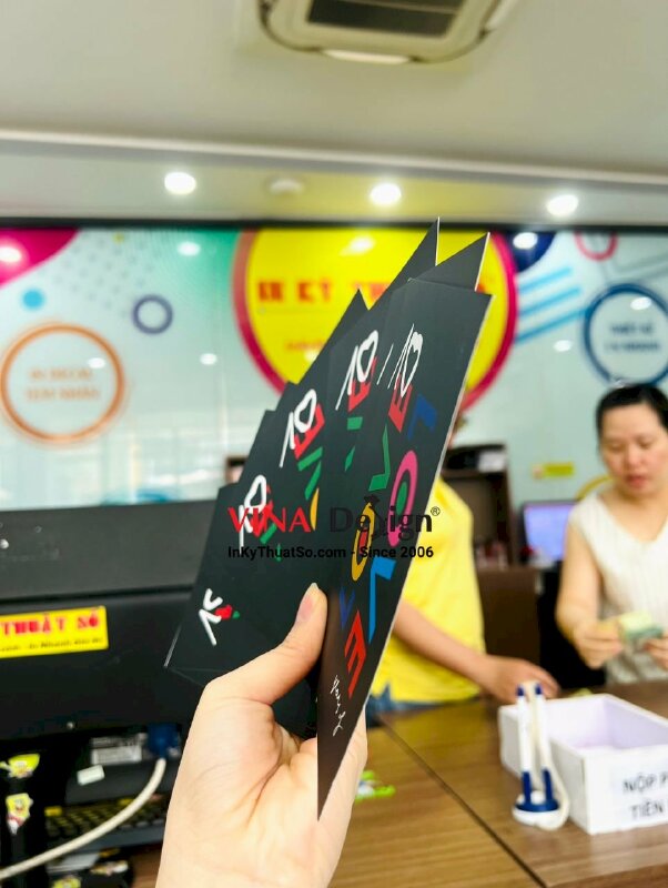 Làm thiệp cảm ơn khách hàng cho nhãn hàng thời trang Local Brand - INKTS850