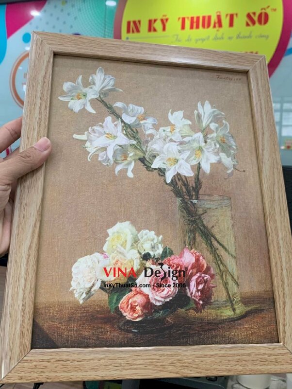 Tranh PP cán format, đóng khung gỗ treo tường, tranh bình hoa nghệ thuật - INKTS626