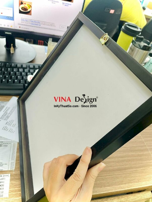 Tranh PP đóng khung viền ốp hông đen, in formex giá rẻ - INKTS612