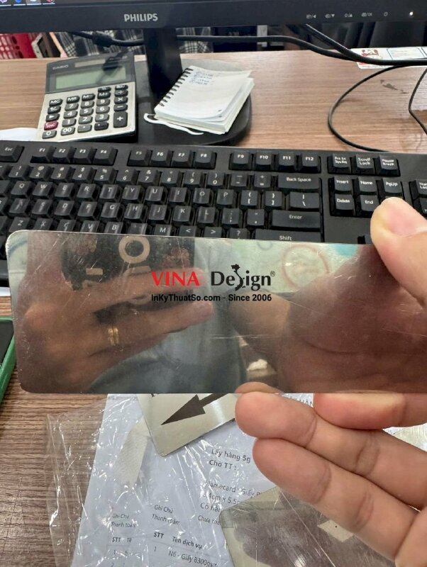 In bảng chỉ dẫn Không Dựng Quá Vạch Này, biển inox bóng khắc laser - INKTS3544
