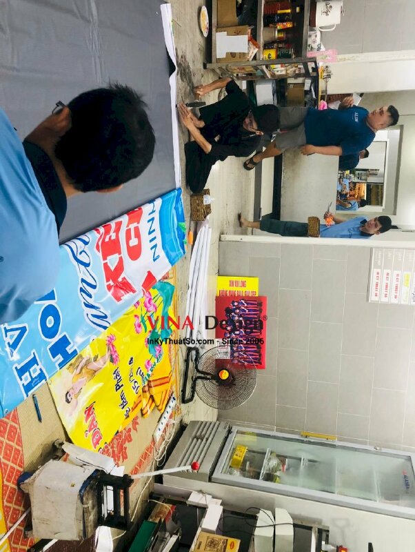 In biển bạt gian hàng phục vụ nước cho nhóm thiện nguyện Phật giáo, banner treo chất liệu bạt Hiflex - INKTS3104