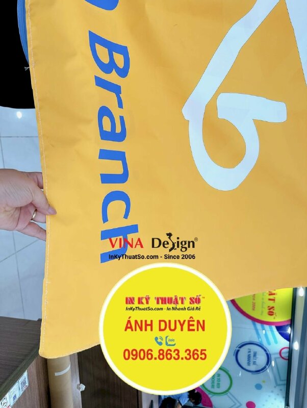 In cờ công ty chứng khoán, in lên Silk làm cờ in logo công ty - INKTS1456
