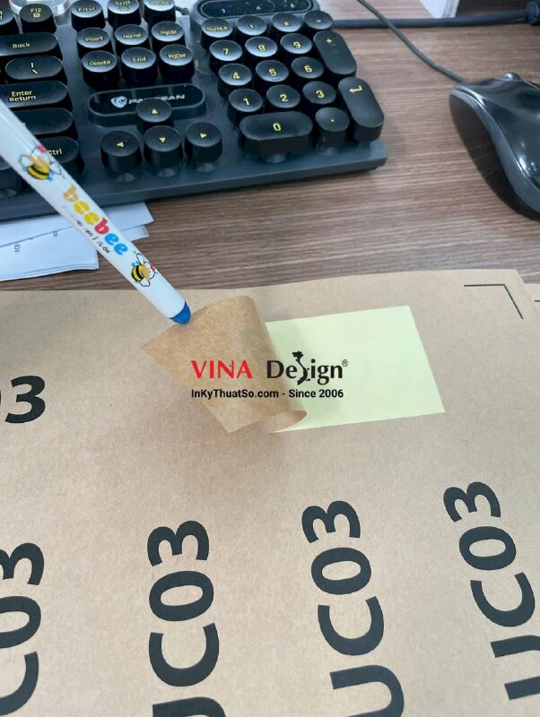 In decal giấy Kraft dán thùng hàng Carton, có bế - INKTS3559