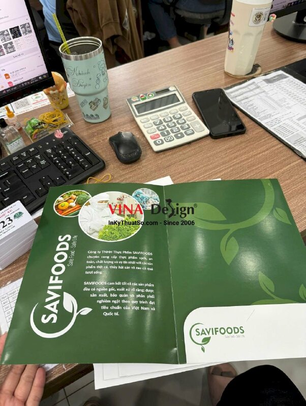 In Folder kẹp file hồ sơ, có tay gấp cho công ty thực phẩm - INKTS3580