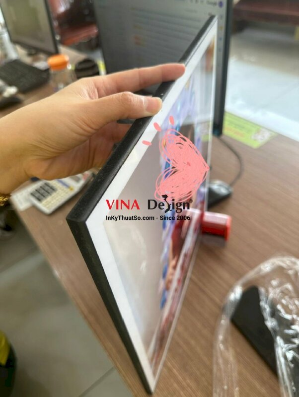 In hình Laminate để bàn, in tranh gỗ Laminate làm đế lịch bloc treo tường - INKTS1149