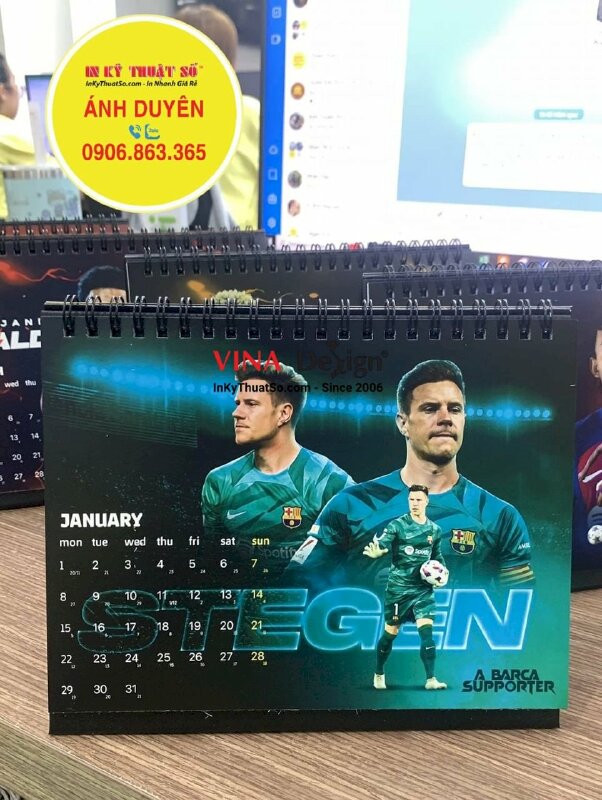 In lịch bóng đá để bàn chữ A, in lịch Barca, in lịch Messi, in lịch Tết cầu thủ bóng đá - INKTS1029