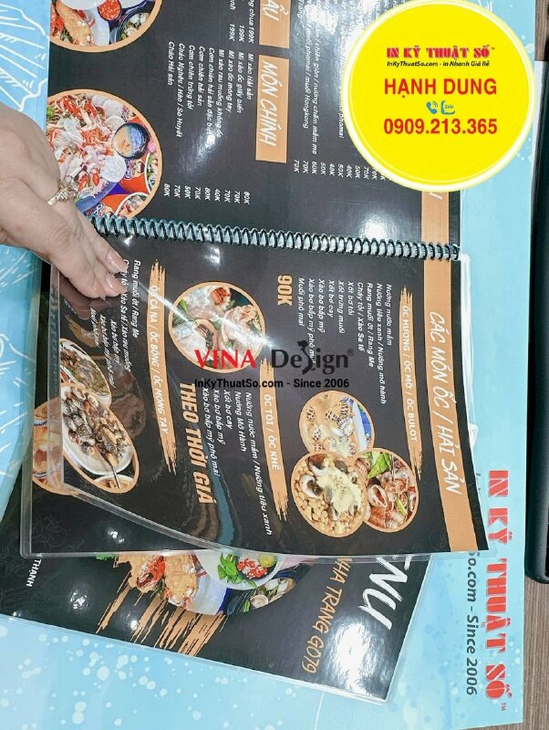 In menu quán ốc hải sản Nha Trang, cuốn menu giấy ép plastic - INKTS976