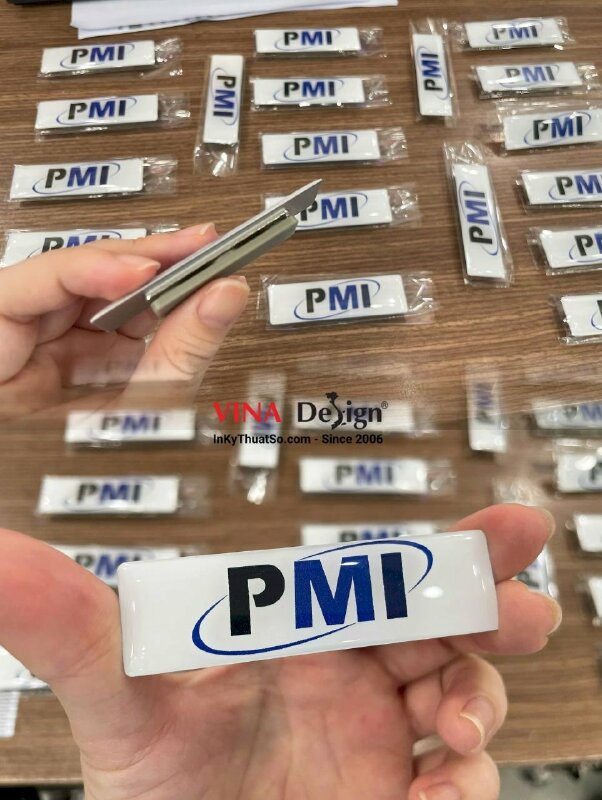 In nhựa đổ keo bảng tên logo công ty dịch vụ tư vấn Agency tư vấn - INKTS3591