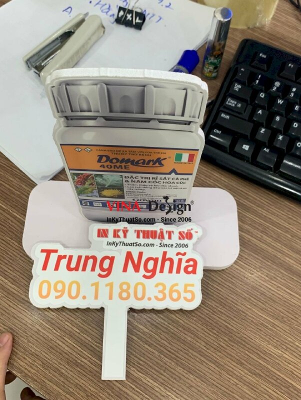 In standee mô hình sản phẩm để bàn - INKTS521