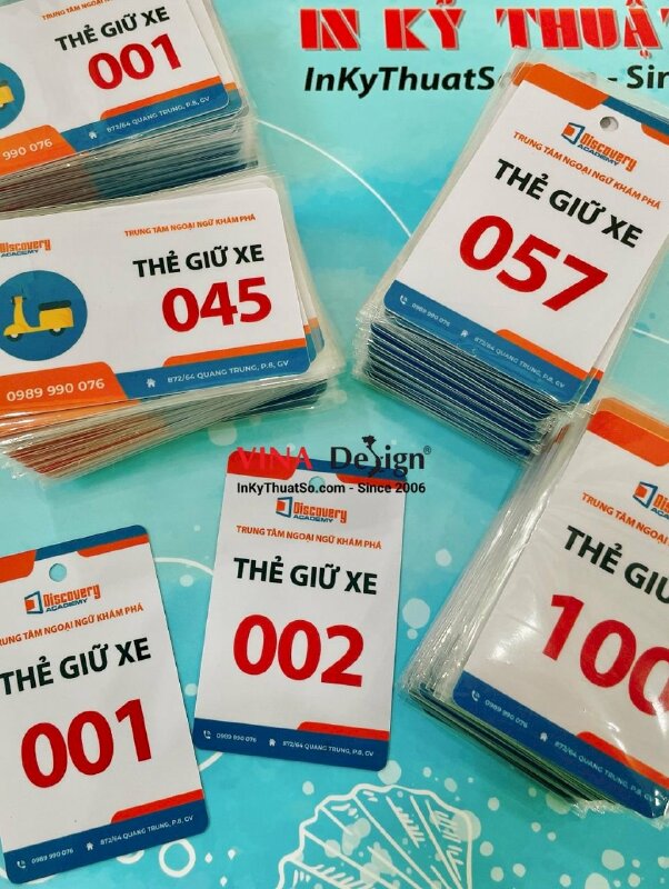 In thẻ giữ xe nhựa PVC chống trầy, kháng nước cho trung tâm ngoại ngữ - INKTS818