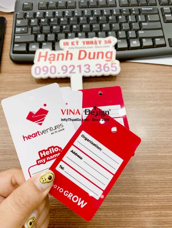 In thẻ treo hành lý bằng nhựa, tag vali, name tag, luggage tag, name badge nhựa - INKTS632