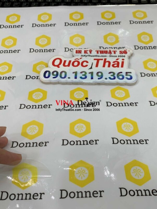 In trực tiếp lên film UV DTF logo doanh nghiệp dán lên quà tặng - INKTS974