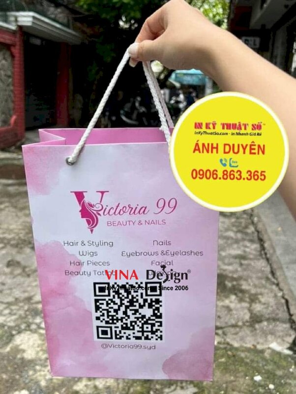 In túi giấy tiệm Beauty & Nails bằng tiếng Anh, hàng gửi đi Sydney Úc từ TPHCM - INKTS923