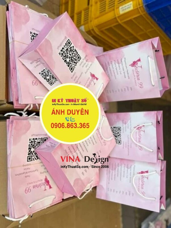 In túi giấy tiệm Beauty & Nails bằng tiếng Anh, hàng gửi đi Sydney Úc từ TPHCM - INKTS923