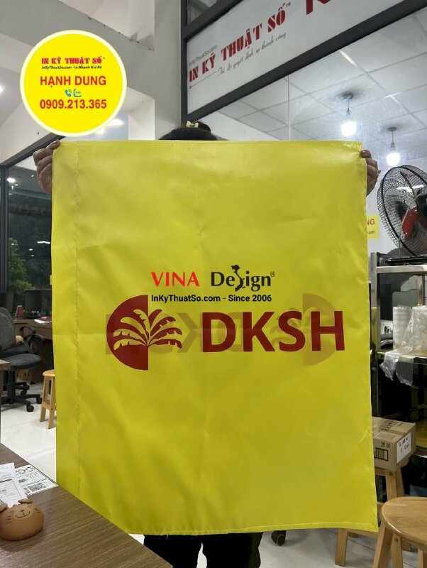 Làm cờ công ty vải Silk 2 mặt xỏ cây khổ 60cm x 80cm - INKTS975