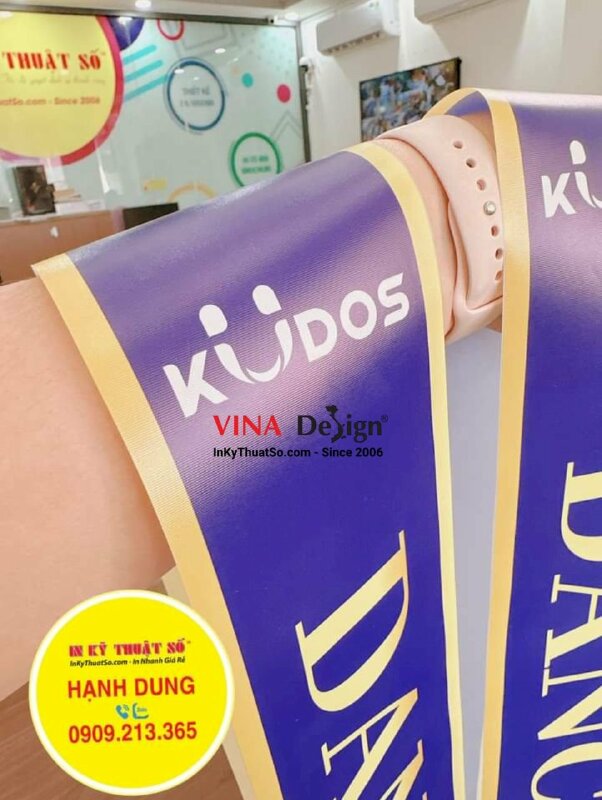 In băng rôn đeo chéo Dancing Qeen Dancing King sự kiện YEP công ty - INKTS1124