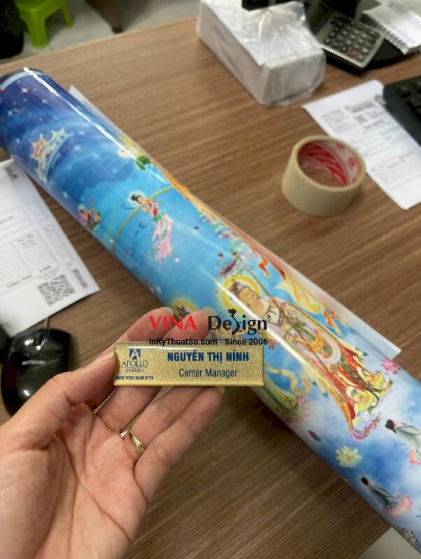 In bảng tên nhân viên trung tâm tiếng Anh, nhựa đổ keo, gắn nam châm - INKTS3616