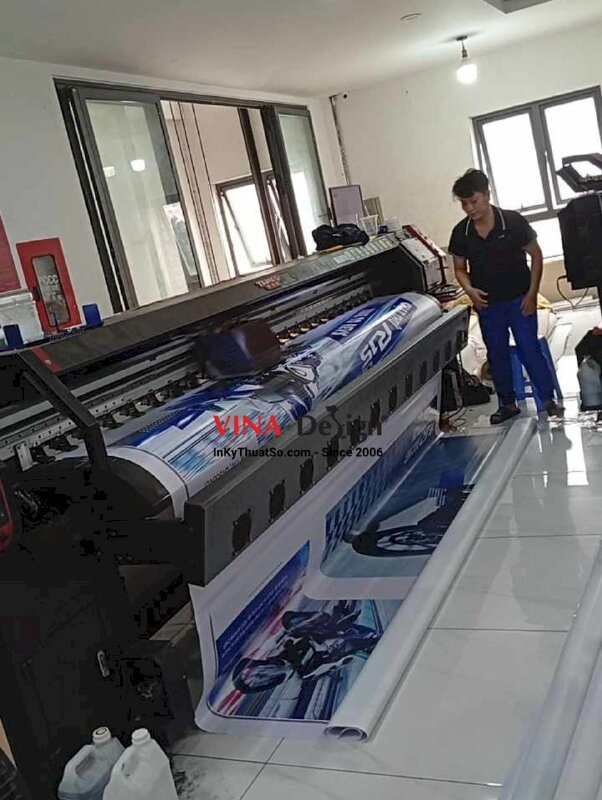 In banner phông nền giới thiệu mẫu xe phân khối lớn chương trình chạy thử xe thể thao - INKTS3610