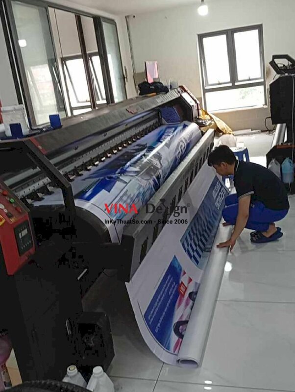 In banner phông nền giới thiệu mẫu xe phân khối lớn chương trình chạy thử xe thể thao - INKTS3610