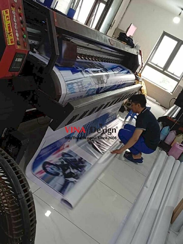 In banner phông nền giới thiệu mẫu xe phân khối lớn chương trình chạy thử xe thể thao - INKTS3610
