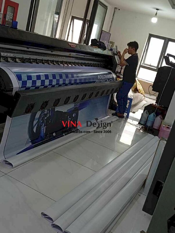 In banner phông nền giới thiệu mẫu xe phân khối lớn chương trình chạy thử xe thể thao - INKTS3610