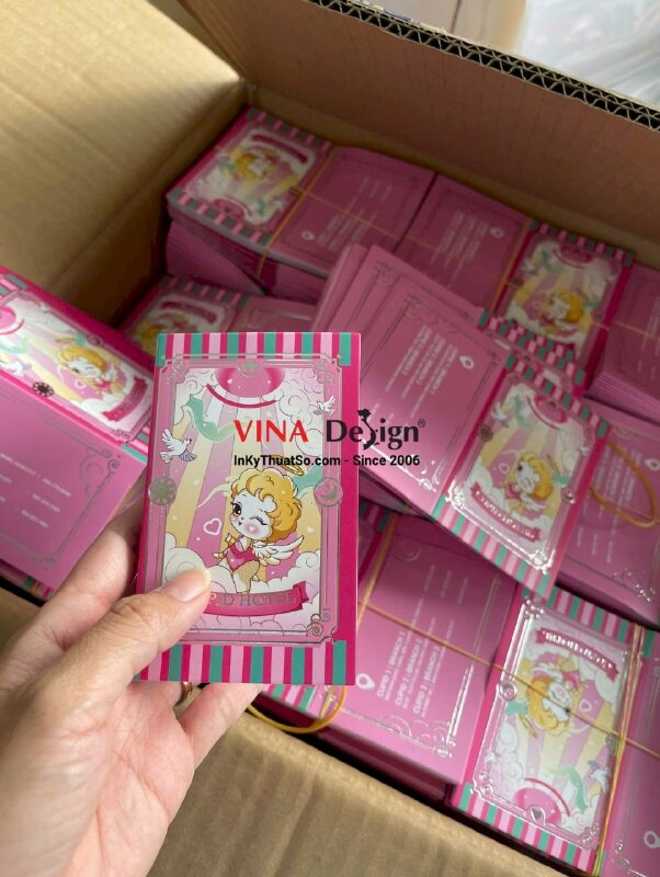 In Folder mini có tay gấp làm bao giấy đựng thẻ phòng khách sạn, ép kim tên hotel - INKTS3656