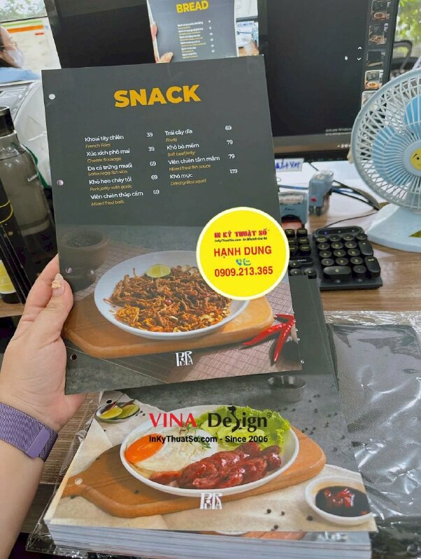 In ruột menu giấy bồi 2 lớp cứng cáp, cán mờ, dập lỗ khách về tự gắn vào bìa da - INKTS3647
