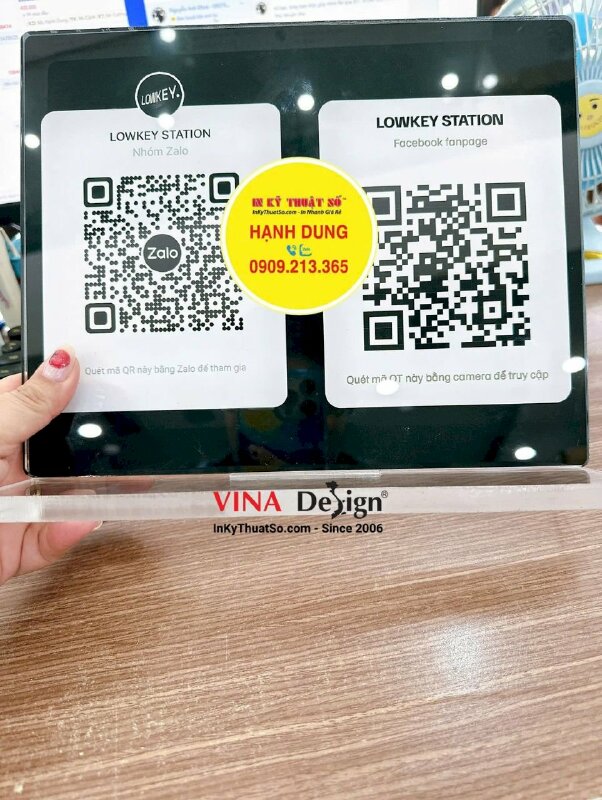 Standee Mica để quầy bộ đôi mã QRcode nhóm Zalo & Fanpage Facebook cho bida Billiards club - INKTS3664