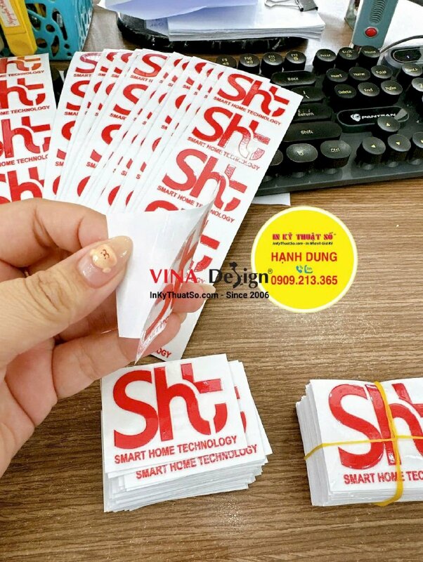 Xưởng in UV DTF dán nón bảo hộ lao động cho kỹ sư, công nhân đi công trình - INKTS3625