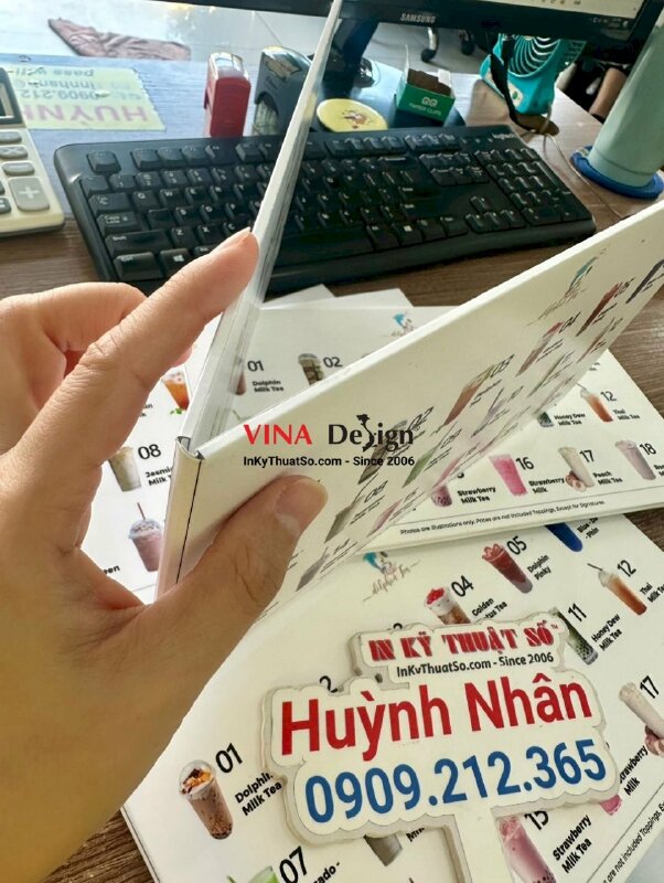 In menu quán trà sữa, menu dán gói cầm tay từ Formex - INKTS1219