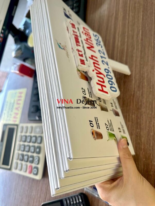 In menu quán trà sữa, menu dán gói cầm tay từ Formex - INKTS1219